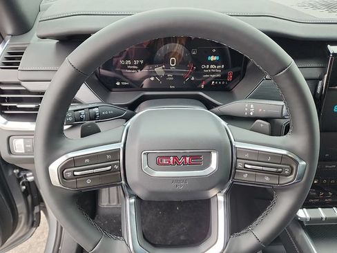 New 2026 GMC Acadia Elevation w/ Elevation Premium Package FWD image 15