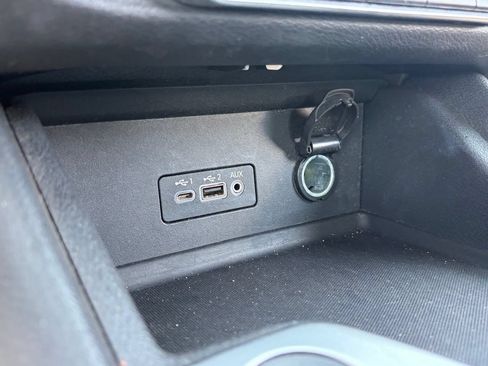 Used 2023 Nissan Sentra SV FWD image 9