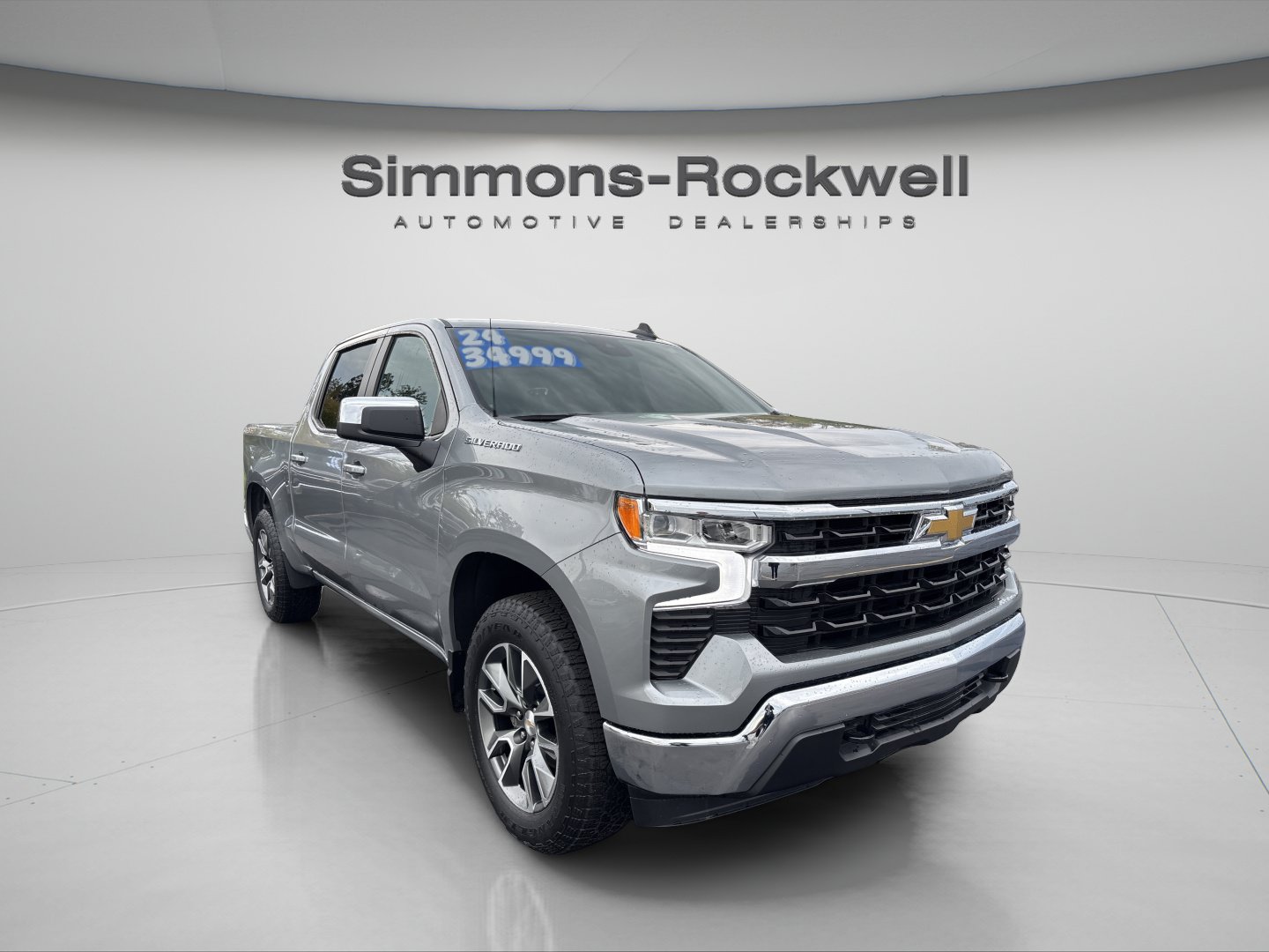 Used 2024 Chevrolet Silverado 1500 LT AWD/4WD image 6