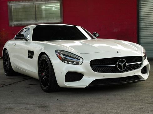 Used 2016 Mercedes-Benz AMG GT S image 2