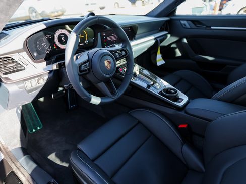 New 2026 Porsche 911 Carrera GTS image 4