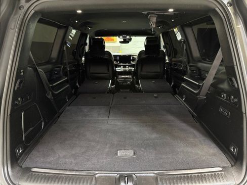 Used 2022 Jeep Wagoneer Series III w/ Rear Seat Video Group 1 image 84