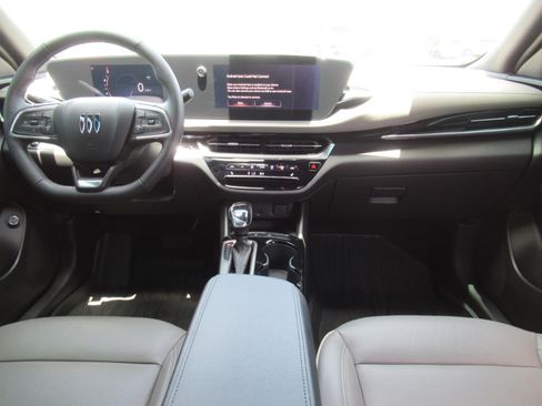 Used 2024 Buick Envista Avenir FWD image 12