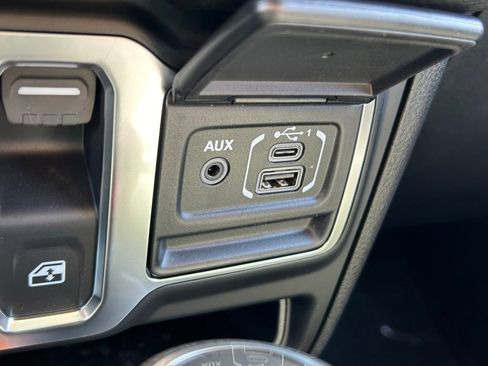 New 2024 Jeep Wrangler Sport S image 34