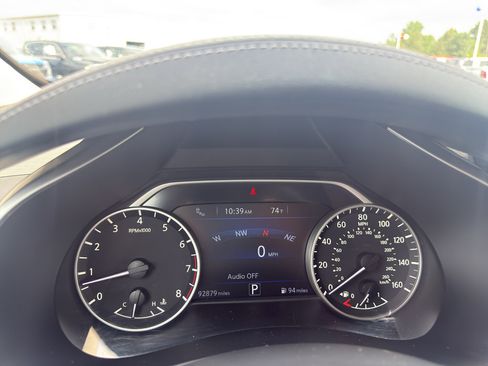 Used 2015 Nissan Murano Platinum w/ Platinum Technology Package FWD image 19
