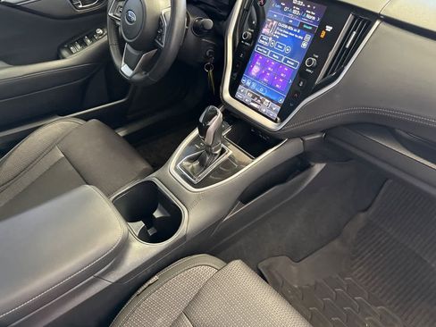 Used 2020 Subaru Outback Premium AWD/4WD image 16
