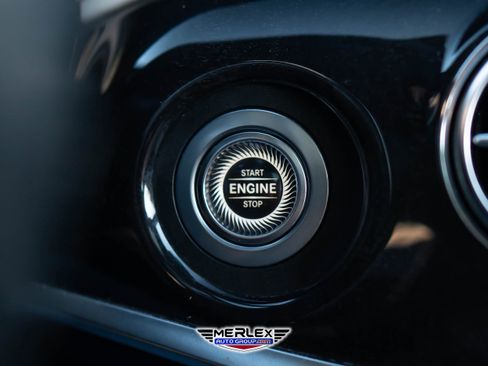 Used 2019 Mercedes-Benz S 560 4MATIC Sedan image 33