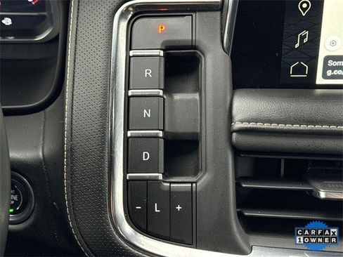 Used 2023 GMC Yukon XL SLT image 20