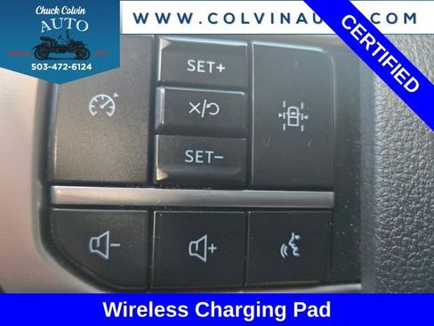 Used 2024 Ford Expedition XLT image 16