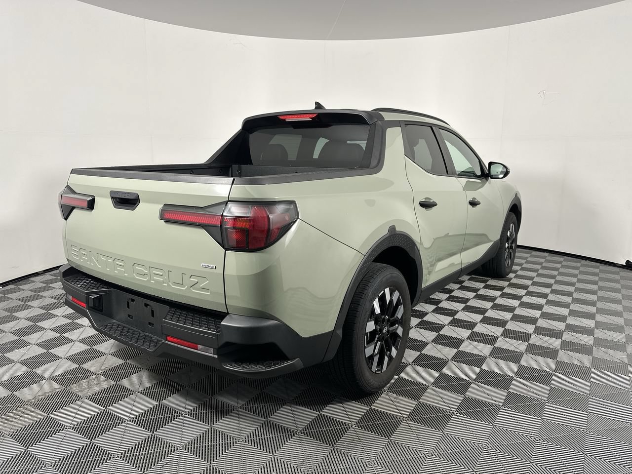 Used 2025 Hyundai Santa Cruz SEL AWD/4WD image 19