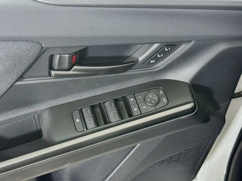 New 2026 Toyota C-HR AWD/4WD image 17