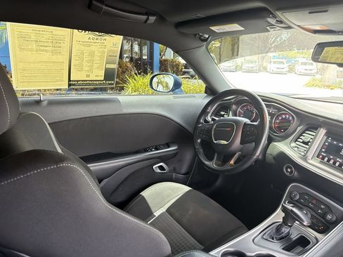 Used 2022 Dodge Challenger R/T RWD image 15