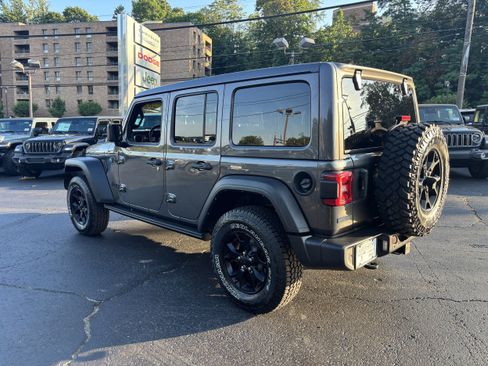 Used 2021 Jeep Wrangler Unlimited Sport AWD/4WD image 11
