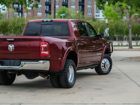 Used 2021 RAM 3500 Limited image 27