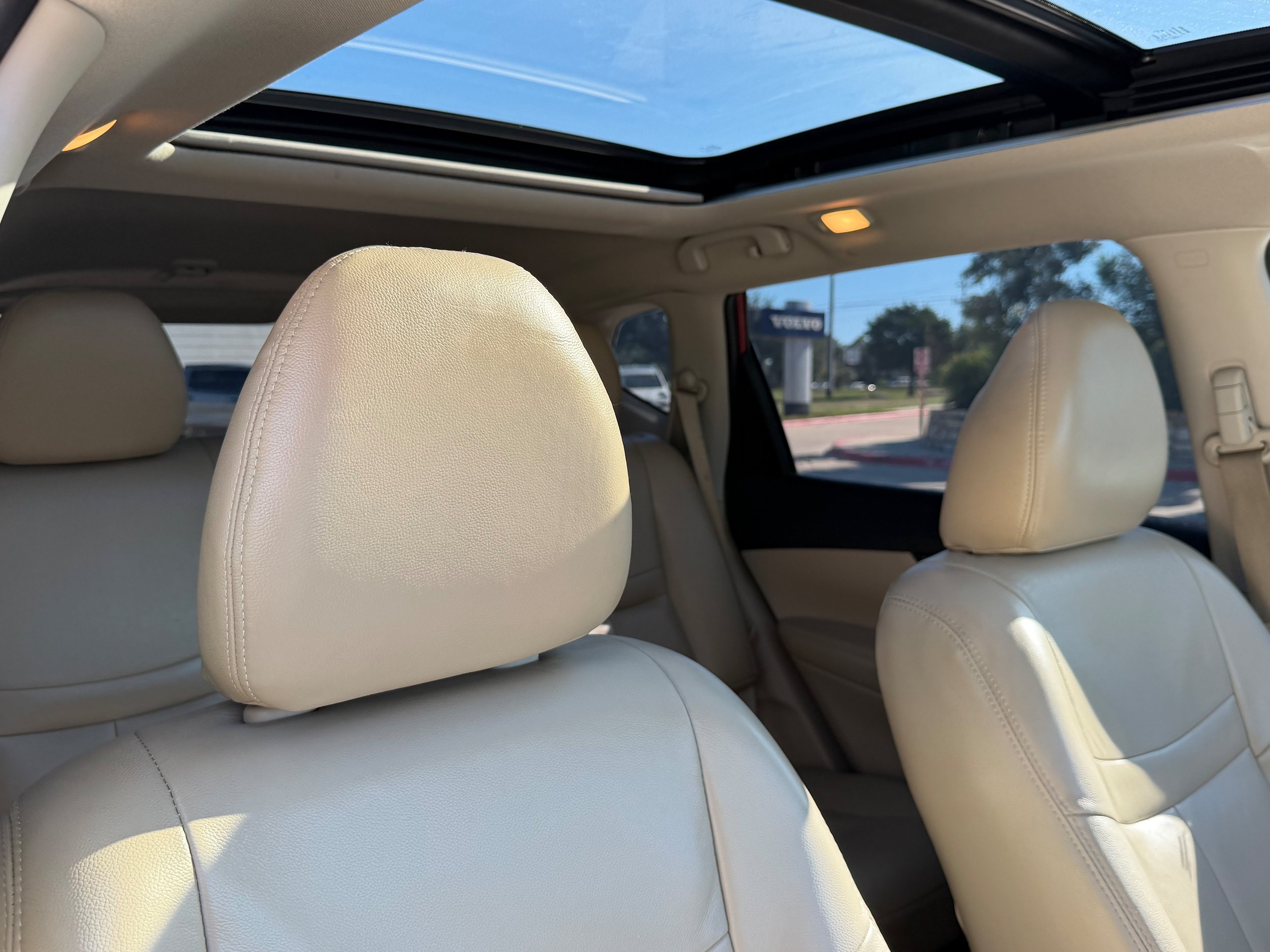 Used 2014 Nissan Rogue SV w/ SV Premium Package FWD image 11