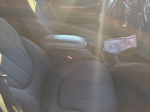 Used 2003 Chevrolet S10 Pickup LS image 32