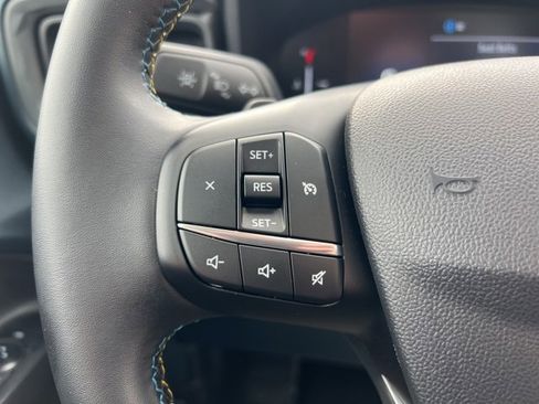 Certified 2025 Ford Maverick Lobo image 9