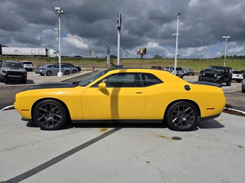 Used 2017 Dodge Challenger T/A RWD image 6