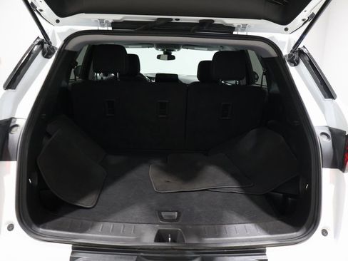 Used 2025 Chevrolet Blazer LT image 18