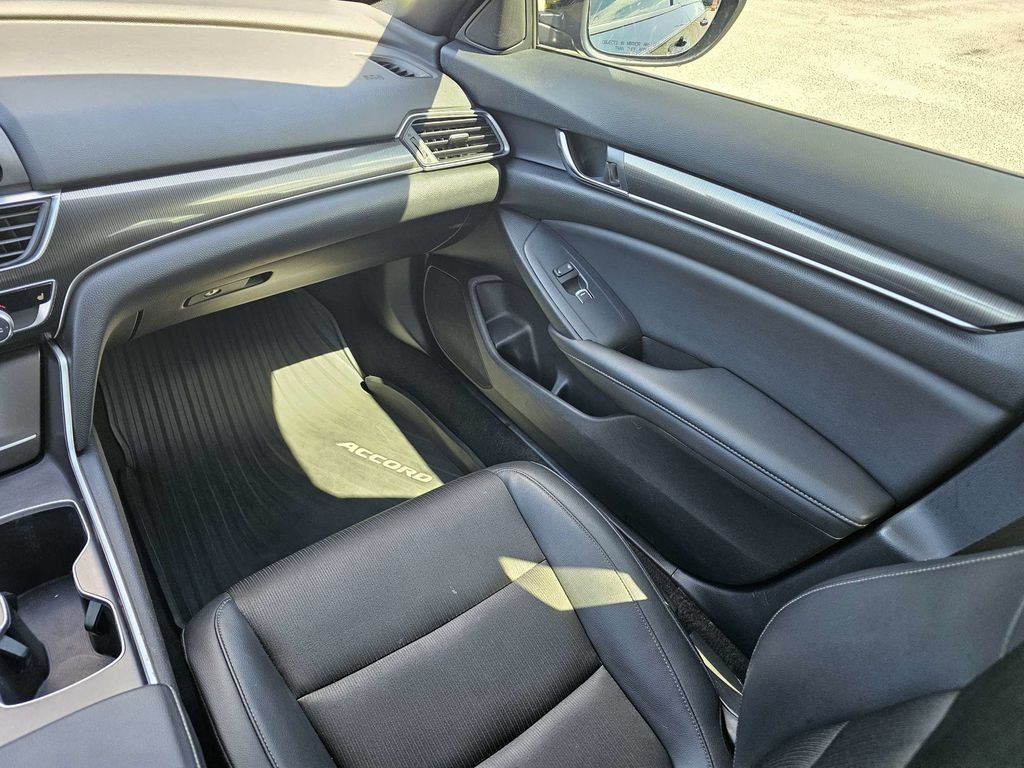 Used 2022 Honda Accord Sport image 17