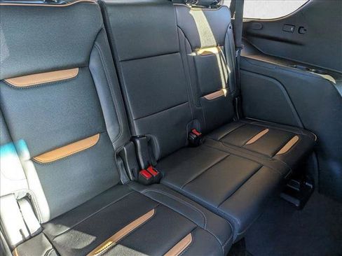 Used 2022 GMC Yukon AT4 image 23