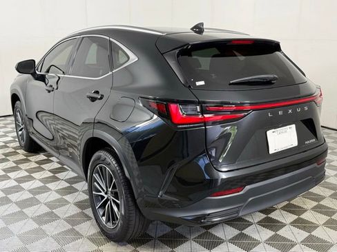 Used 2023 Lexus NX 250 FWD w/ Towing Package (2000 Lbs) image 4