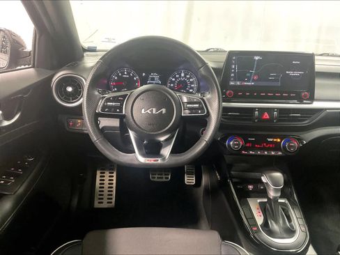 Used 2023 Kia Forte GT-Line w/ GT-Line Technology Package image 17