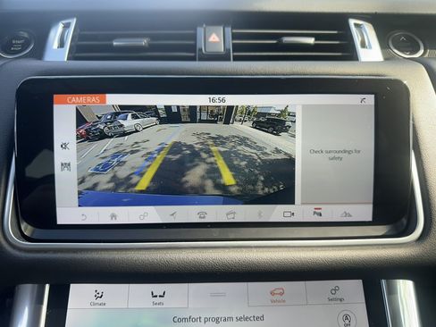 Used 2019 Land Rover Range Rover Sport SE AWD/4WD image 26