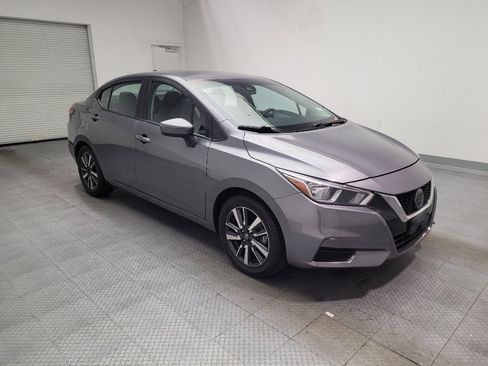 Used 2021 Nissan Versa SV FWD image 13