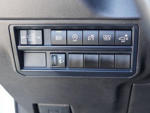 Certified 2025 Toyota Tundra SR5 w/ SR5 Convenience Package AWD/4WD image 21