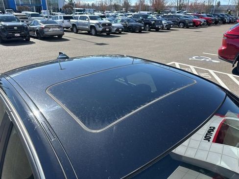 Used 2015 BMW 320i xDrive Sedan image 11