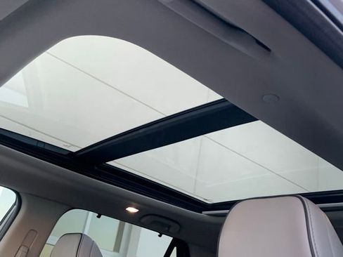 Certified 2023 Honda Pilot Elite image 11