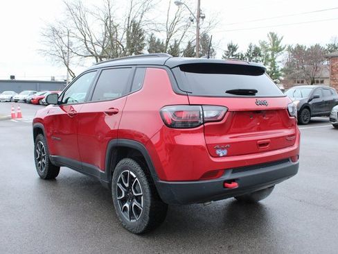 Used 2025 Jeep Compass Trailhawk w/ Trailhawk Elite Group image 41