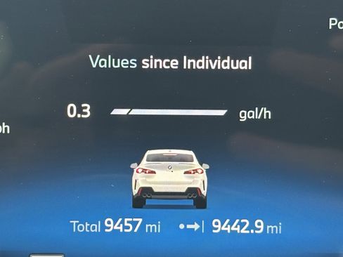 Certified 2025 BMW M235i xDrive w/ Technology Package image 23