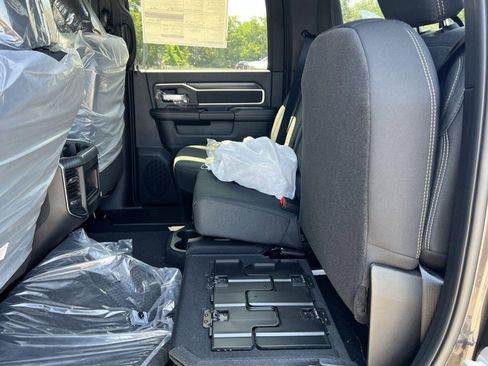 New 2025 RAM 2500 Big Horn image 17