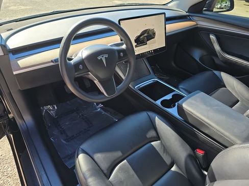 Used 2023 Tesla Model 3 Standard Range RWD image 21