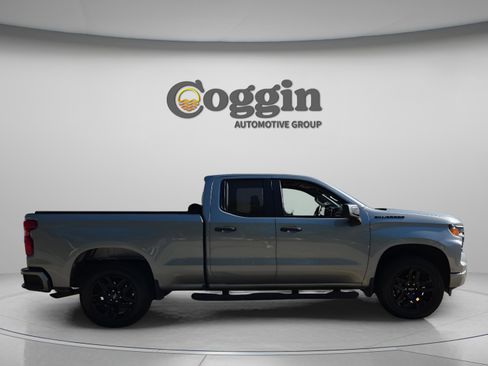 Used 2024 Chevrolet Silverado 1500 Custom w/ Turbomax Blackout Package image 6