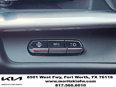 Used 2021 Chevrolet Corvette Stingray Preferred Cpe w/ Engine Appearance Package RWD image 22