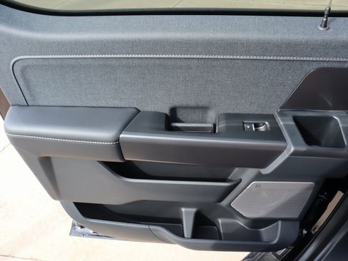 New 2025 Ford F150 Lariat w/ FX4 Off-Road Package image 18