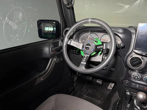 Used 2016 Jeep Wrangler Unlimited Sport w/ Quick Order Package 23S AWD/4WD image 18