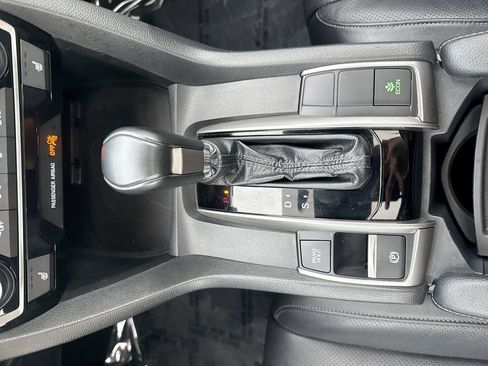 Used 2020 Honda Civic Sport Touring image 22