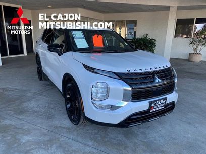 Used 2024 Mitsubishi Outlander SE Black Edition