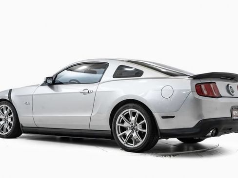 Used 2011 Ford Mustang GT Premium w/ 401A Rapid Spec Order Code RWD image 11