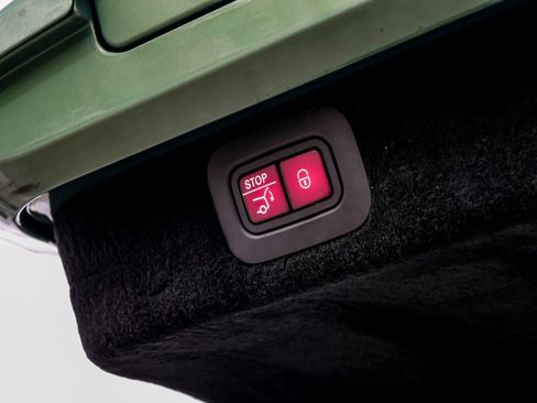 Used 2021 Aston Martin DBX image 63