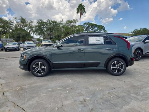 New 2026 Kia Niro FWD image 5