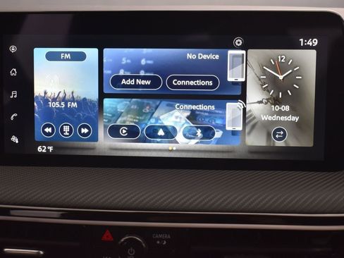 New 2025 Nissan Kicks SR image 10