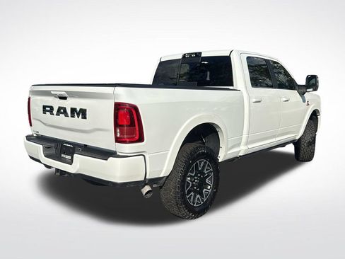 Used 2025 RAM 2500 Limited AWD/4WD image 7