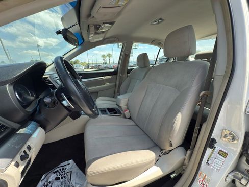 Used 2014 Subaru Legacy 2.5i Premium image 12