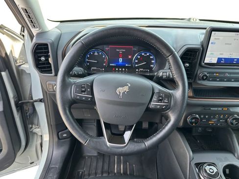 Used 2021 Ford Bronco Sport Outer Banks w/ Outer Banks Package (96D) image 11