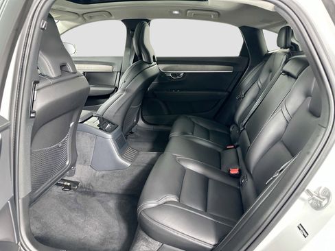 New 2025 Volvo S90 T8 Ultra image 24